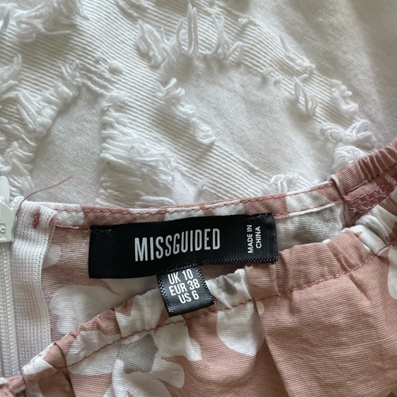 Light pink gray floral puff sleeve dress small - Picture 4 of 6